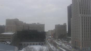 Weather camera view of Akron-Summit County Public Library.