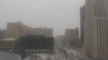 Weather camera view of Akron-Summit County Public Library.