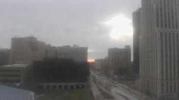 Weather camera view of Akron-Summit County Public Library.