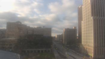 Weather camera view of Akron-Summit County Public Library.