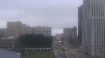Weather camera view of Akron-Summit County Public Library.