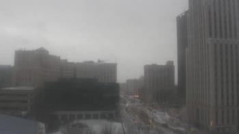 Weather camera view of Akron-Summit County Public Library.