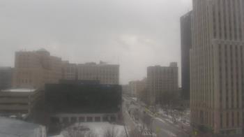 Weather camera view of Akron-Summit County Public Library.