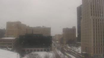 Weather camera view of Akron-Summit County Public Library.