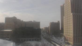 Weather camera view of Akron-Summit County Public Library.