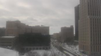 Weather camera view of Akron-Summit County Public Library.