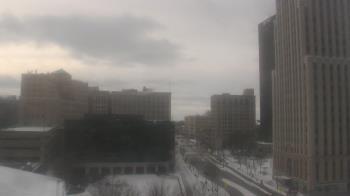 Weather camera view of Akron-Summit County Public Library.