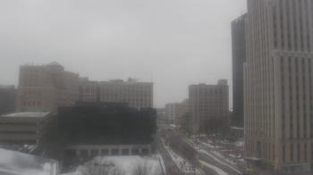 Weather camera view of Akron-Summit County Public Library.