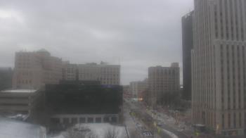 Weather camera view of Akron-Summit County Public Library.