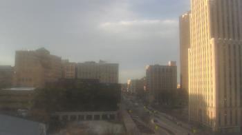 Weather camera view of Akron-Summit County Public Library.