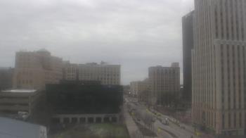 Weather camera view of Akron-Summit County Public Library.