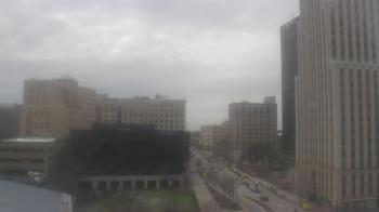 Weather camera view of Akron-Summit County Public Library.