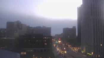 Weather camera view of Akron-Summit County Public Library.