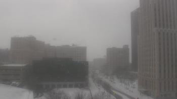 Weather camera view of Akron-Summit County Public Library.