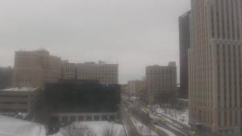 Weather camera view of Akron-Summit County Public Library.