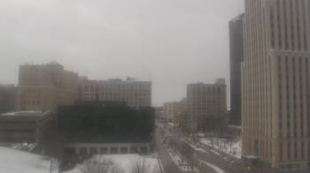 Weather camera view of Akron-Summit County Public Library.