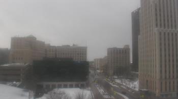 Weather camera view of Akron-Summit County Public Library.