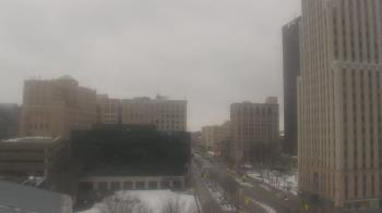 Weather camera view of Akron-Summit County Public Library.