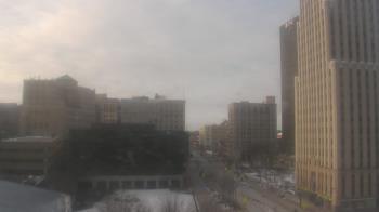 Weather camera view of Akron-Summit County Public Library.