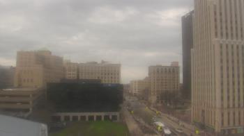 Weather camera view of Akron-Summit County Public Library.