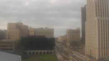 Weather camera view of Akron-Summit County Public Library.