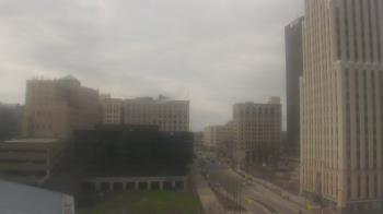 Weather camera view of Akron-Summit County Public Library.