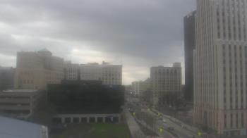 Weather camera view of Akron-Summit County Public Library.