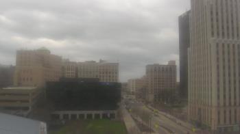 Weather camera view of Akron-Summit County Public Library.
