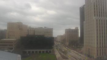 Weather camera view of Akron-Summit County Public Library.