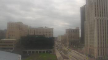 Weather camera view of Akron-Summit County Public Library.