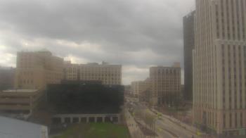 Weather camera view of Akron-Summit County Public Library.