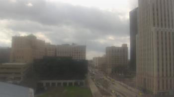 Weather camera view of Akron-Summit County Public Library.