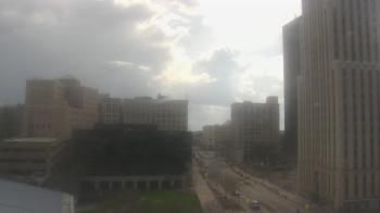 Weather camera view of Akron-Summit County Public Library.