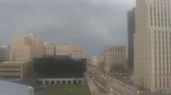 Weather camera view of Akron-Summit County Public Library.