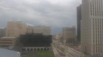 Weather camera view of Akron-Summit County Public Library.