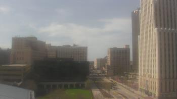 Weather camera view of Akron-Summit County Public Library.