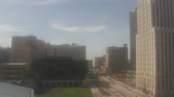 Weather camera view of Akron-Summit County Public Library.