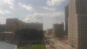 Weather camera view of Akron-Summit County Public Library.