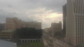 Weather camera view of Akron-Summit County Public Library.