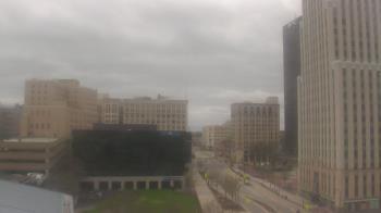 Weather camera view of Akron-Summit County Public Library.
