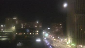 Weather camera view of Akron-Summit County Public Library.