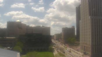 Weather camera view of Akron-Summit County Public Library.