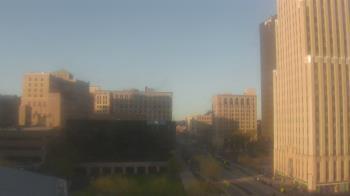 Weather camera view of Akron-Summit County Public Library.