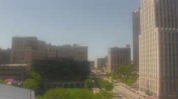 Weather camera view of Akron-Summit County Public Library.