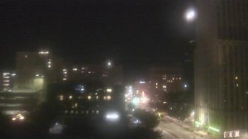 Weather camera view of Akron-Summit County Public Library.