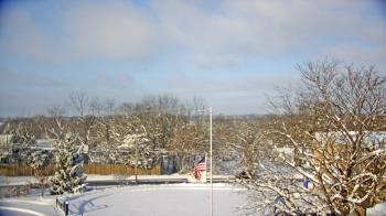 Weather camera view of Grass Lake School District 36.