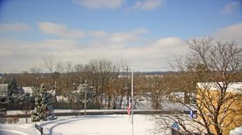 Weather camera view of Grass Lake School District 36.