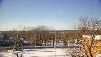 Weather camera view of Grass Lake School District 36.