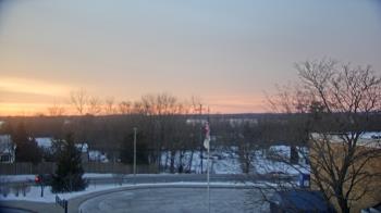 Weather camera view of Grass Lake School District 36.