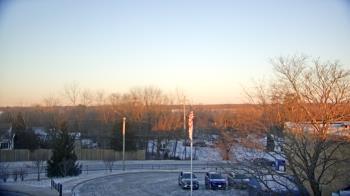 Weather camera view of Grass Lake School District 36.